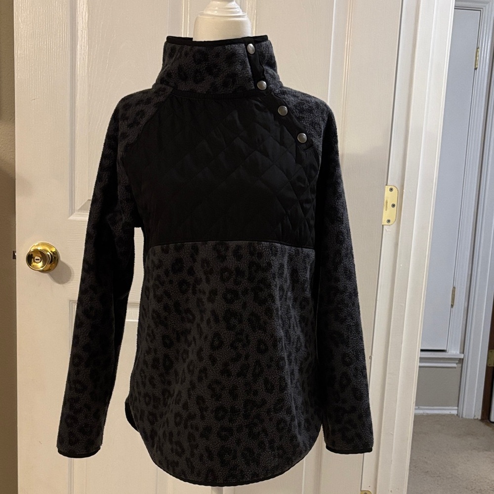 J.Crew Factory Black Leopard Print Pullover – XS – Quilted Fall Sweater